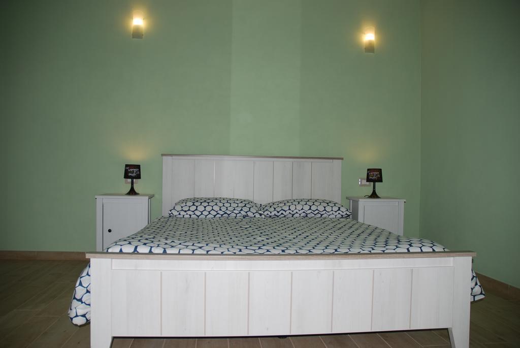 Alba Sarda Residence Iglesias Habitación foto